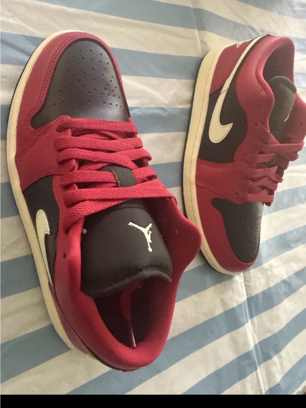 Nike Air Jordan 1 Low Mystic Hibiscus Women's 8 / Men's 6.5 DC0774-605 NIB